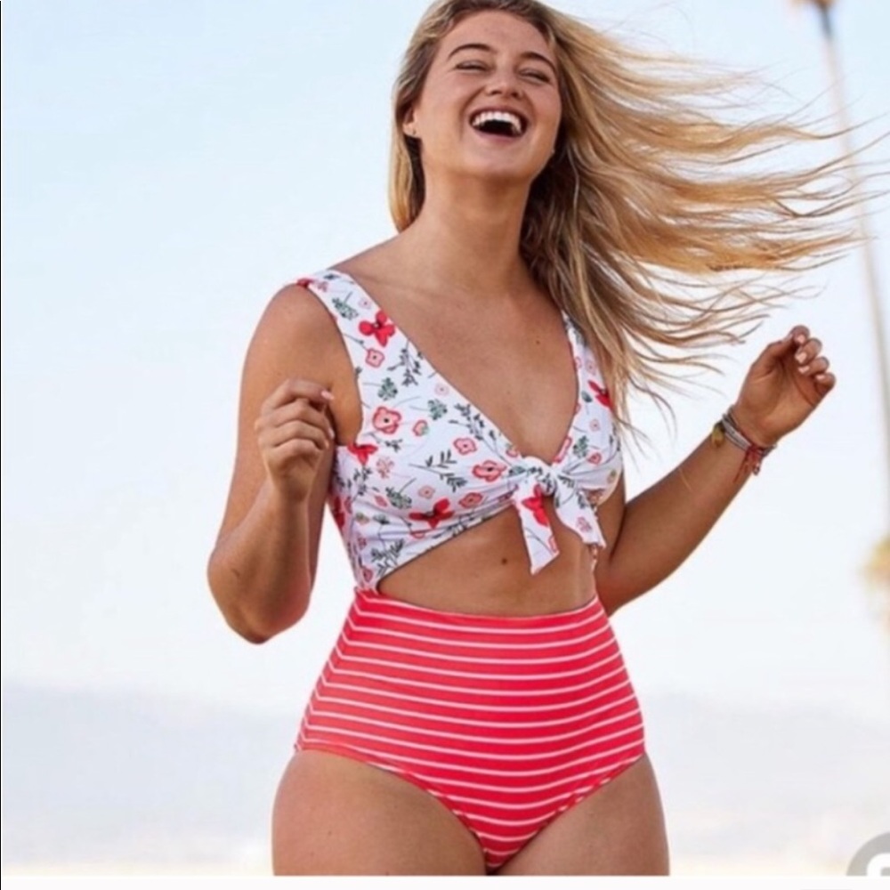 ISO of this swimsuit in a L or XL